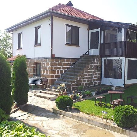 Guest House Relax Dŭbravka Zewnętrze zdjęcie